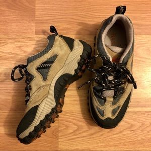 Bass Hiking Shoes/Ankle Boots